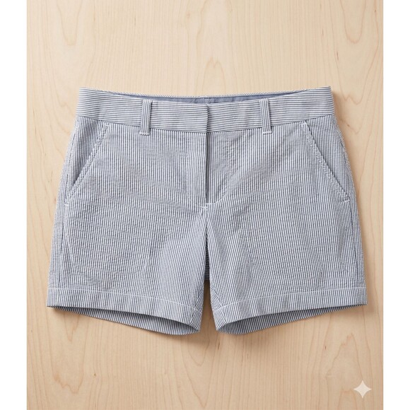Tommy Hilfiger Pants - Tommy Hilfiger Blue White Pinstripe Shorts Womens 6 Flat Front Preppy Nautical